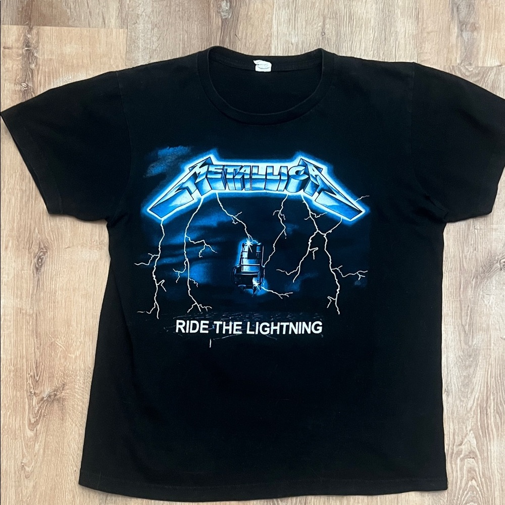 Vintage Metallica Ride The Lightning shirt
